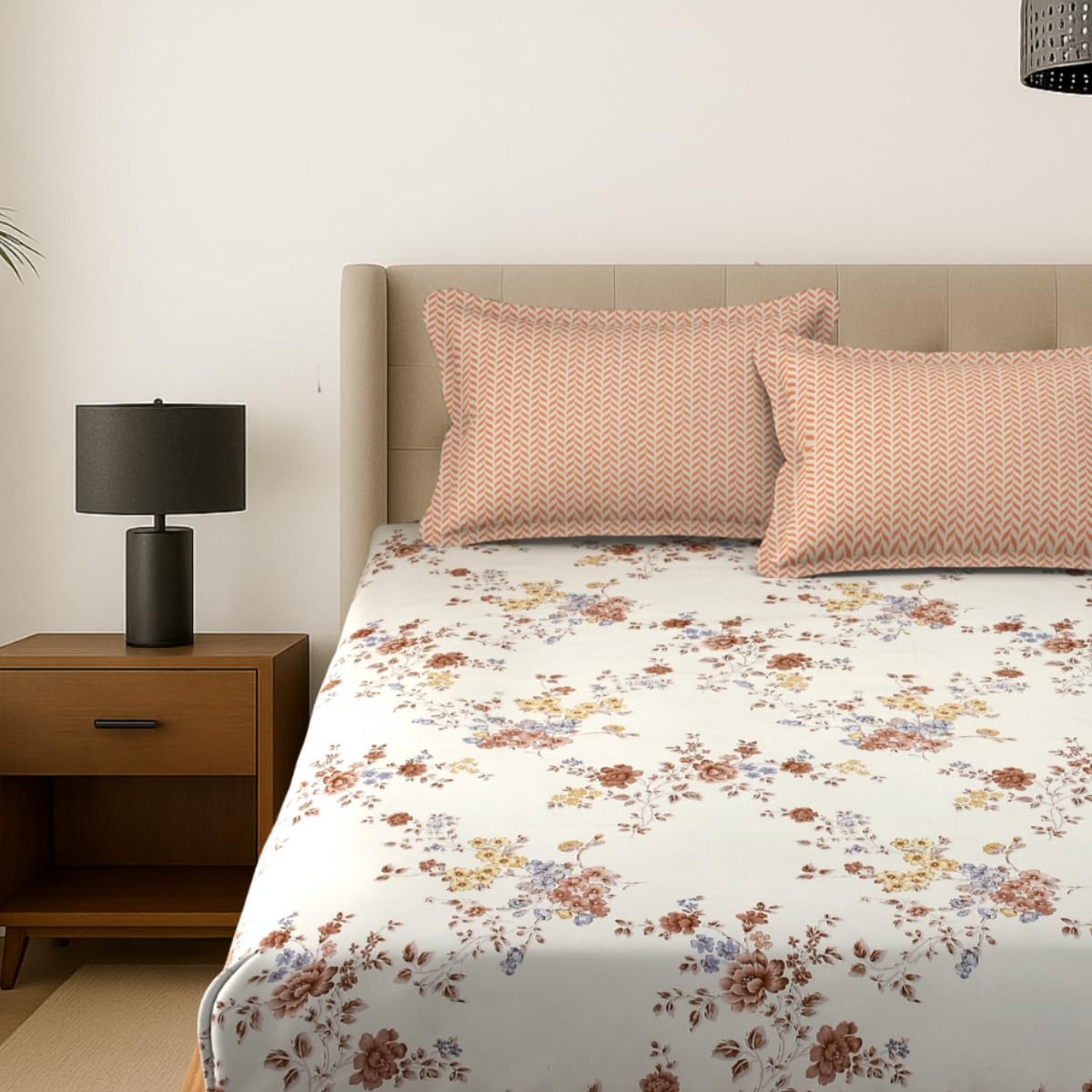 Double Bedsheet For Queen Size - 90 X 100 Inches, Cream & Brown With 2 Pillow Cover | Soft, Breathable & Fade Resistant | Comfortable For All Seasons