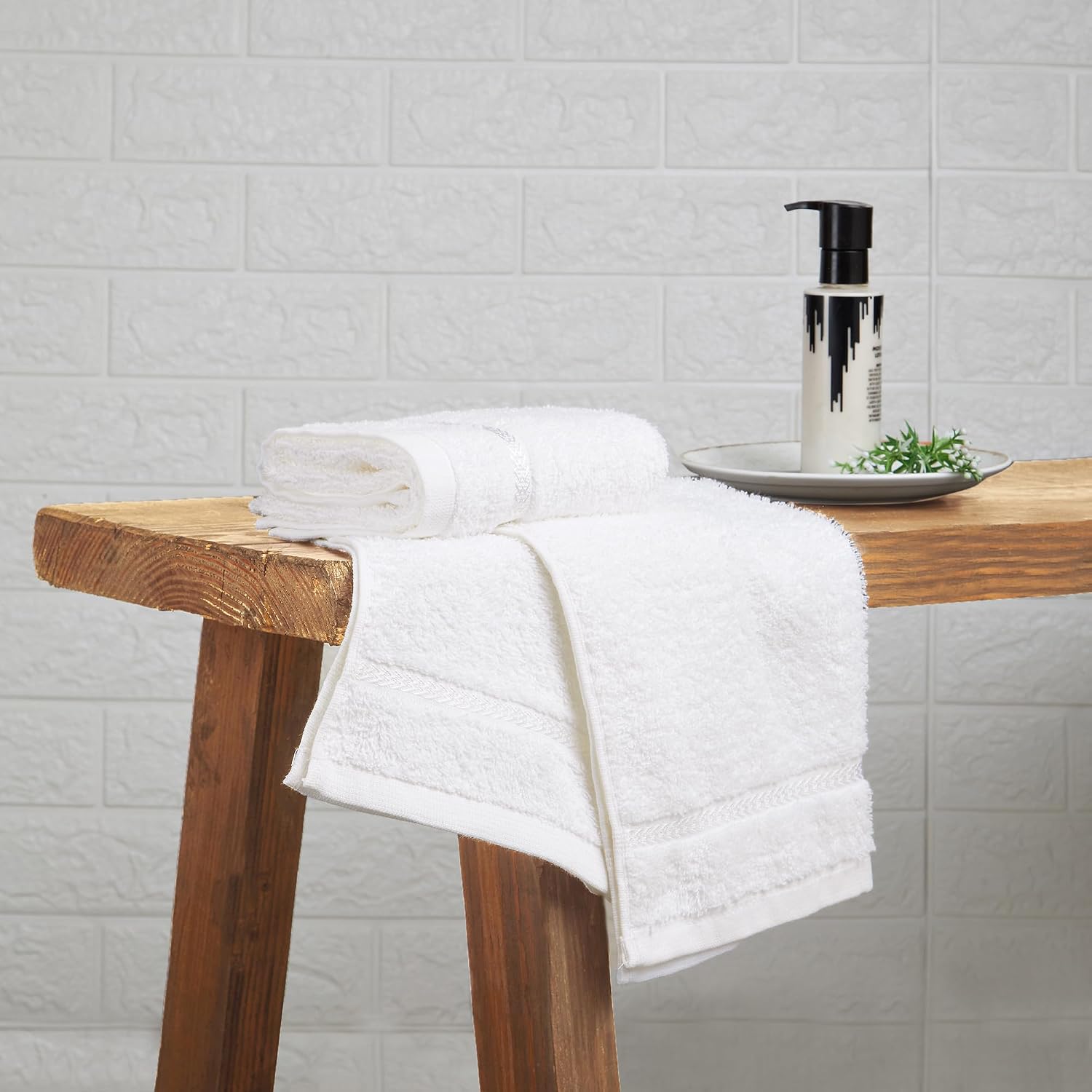 Welspun 100% Cotton Easy Care Hand Towel 400 Gsm | Quick Dry Ultra Soft Hand Towel (White) - Pack Of 2