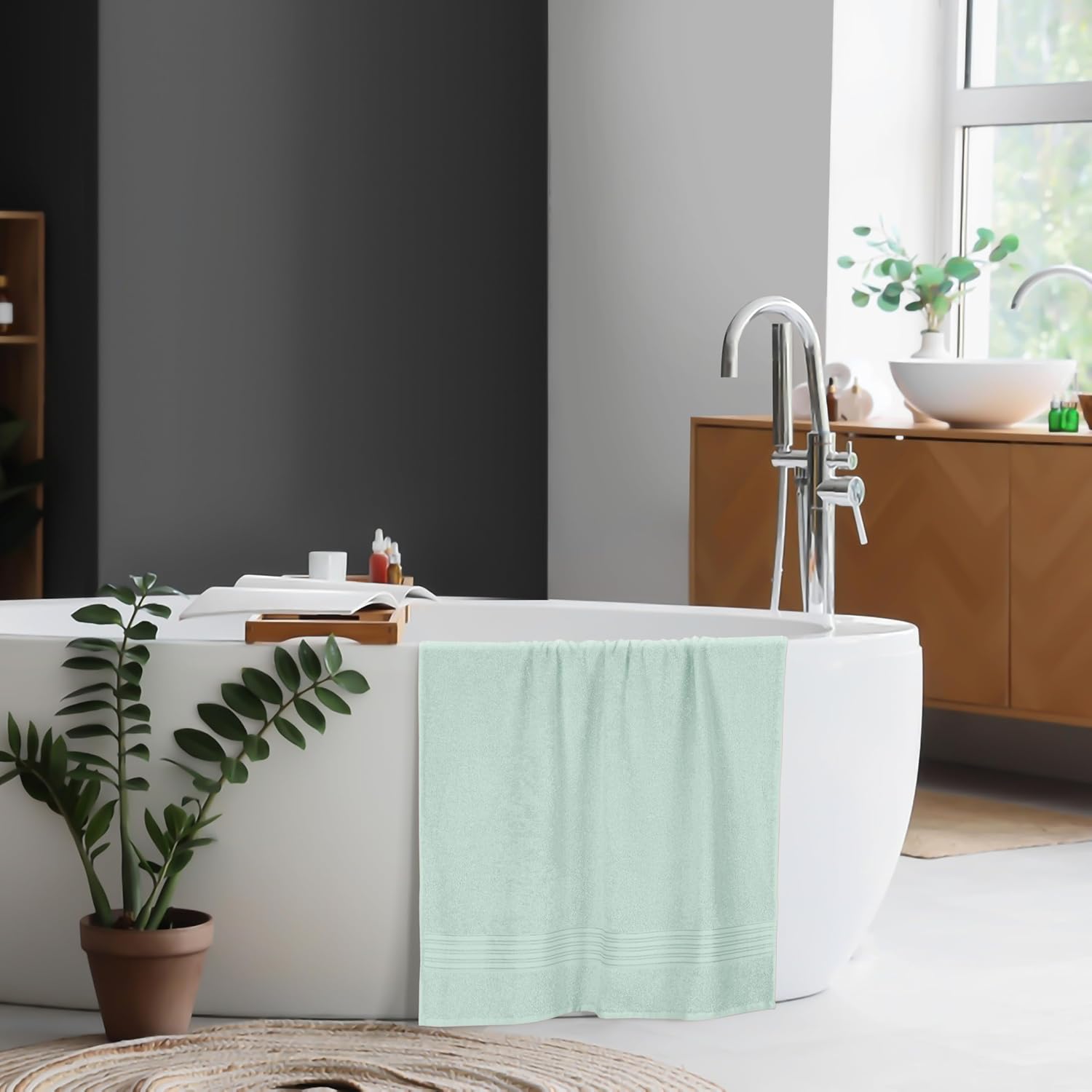 Boutiquo 100% Cotton Bath Towel 500 Gsm | Compact Quick Dry Lightweight Soft & Highly Absorbent Large Size Bath Towel - Sea Green