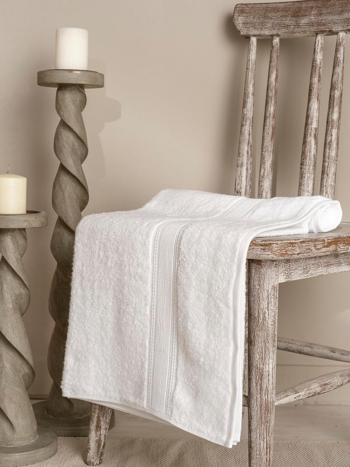 Ddecor Live Beautiful Ecofriendly Solid Cotton Bamboo Bath Towel 650 Gsm (White)