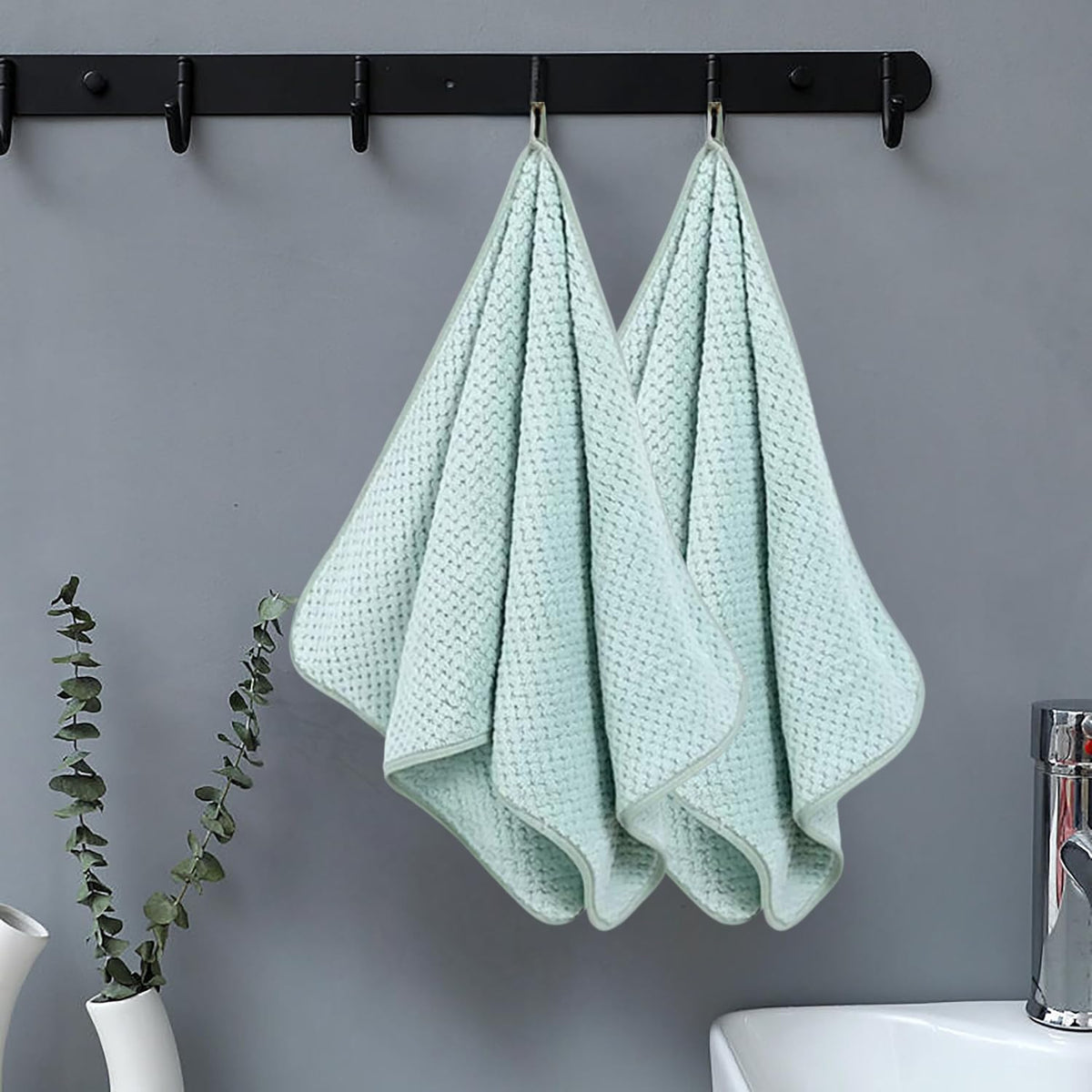 Linear Microfiber Hand Towel 240 Gsm | Highly Absorbent Hand Towels For Bathroom Soft Hand Microfiber Towel For Men & Women (Green)- Pack Of 2