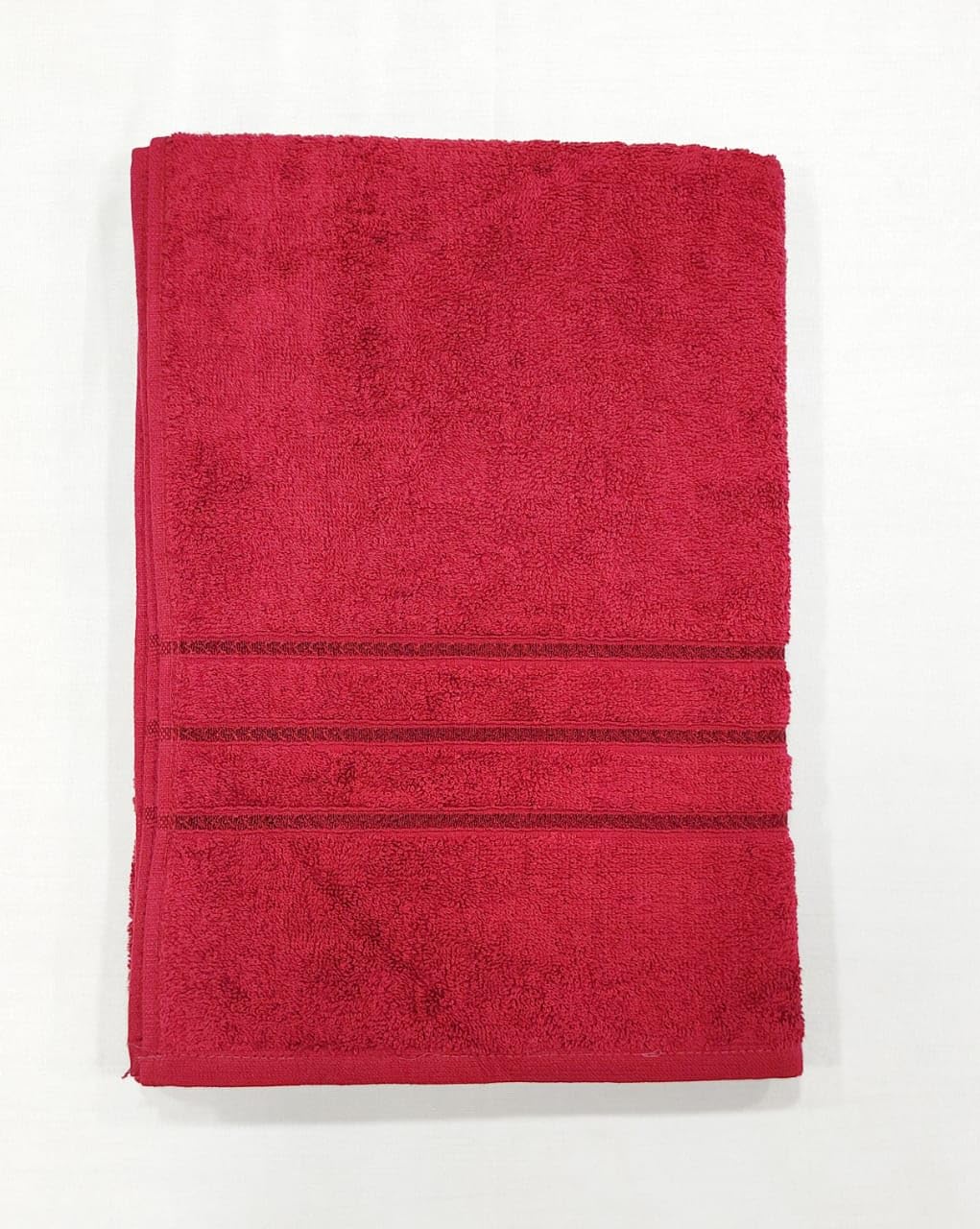 Bombay Dyeing Flora Large Size Bath Towel 500 Gsm (Mahroon)