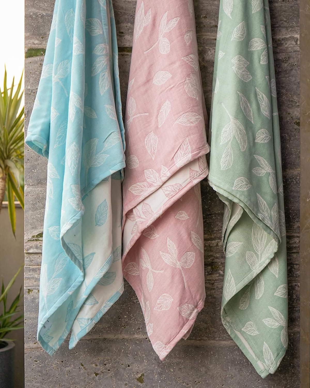 100% Bamboo Jacquard Bath Towels 900 Gsm | Ultra Soft, Quick Dry, Antibacterial Quatrefoil Or Botanica Design (Pink, Green & Blue) - Set Of 3