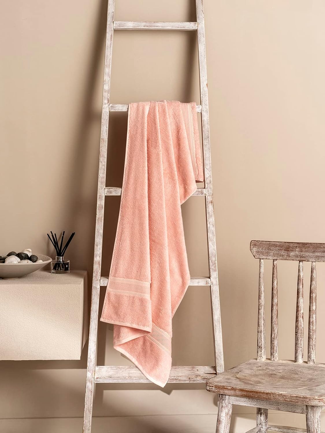 Ddecor Live Beautiful Ecofriendly Solid Cotton Bamboo Bath Towel 650 Gsm (Pink)