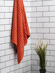 Welspun 100% Cotton Large 250 Gsm Dobby Solid 2-In-1 Bath Towel (Rust)