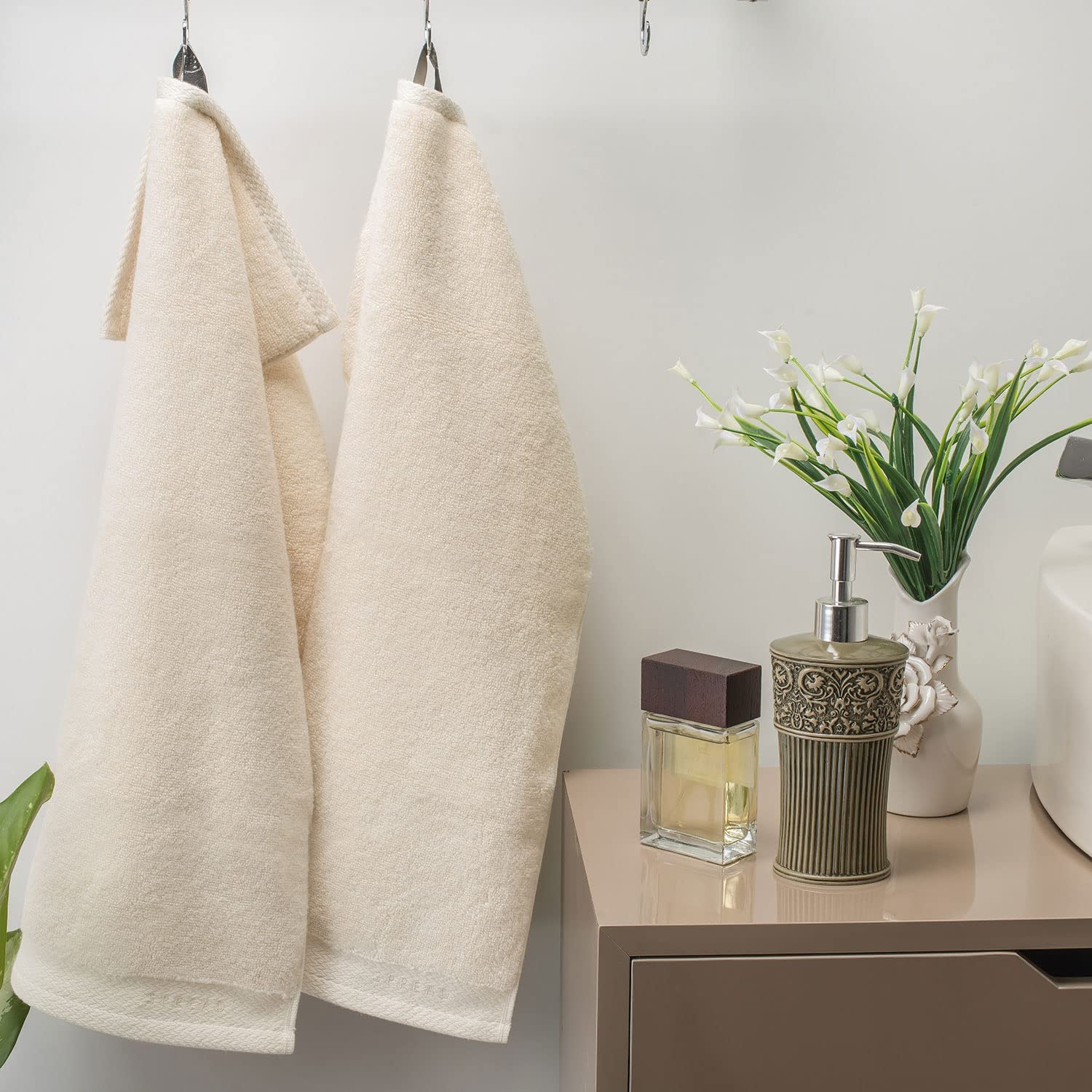 Spread Spain Resort Luxury Cotton Hand Towel 750 Gsm Maximum Softness & Absorbency, Ultra-Durable For Luxury Hotel & Spa Quality Hand Towel- Ivory (2 Piece)