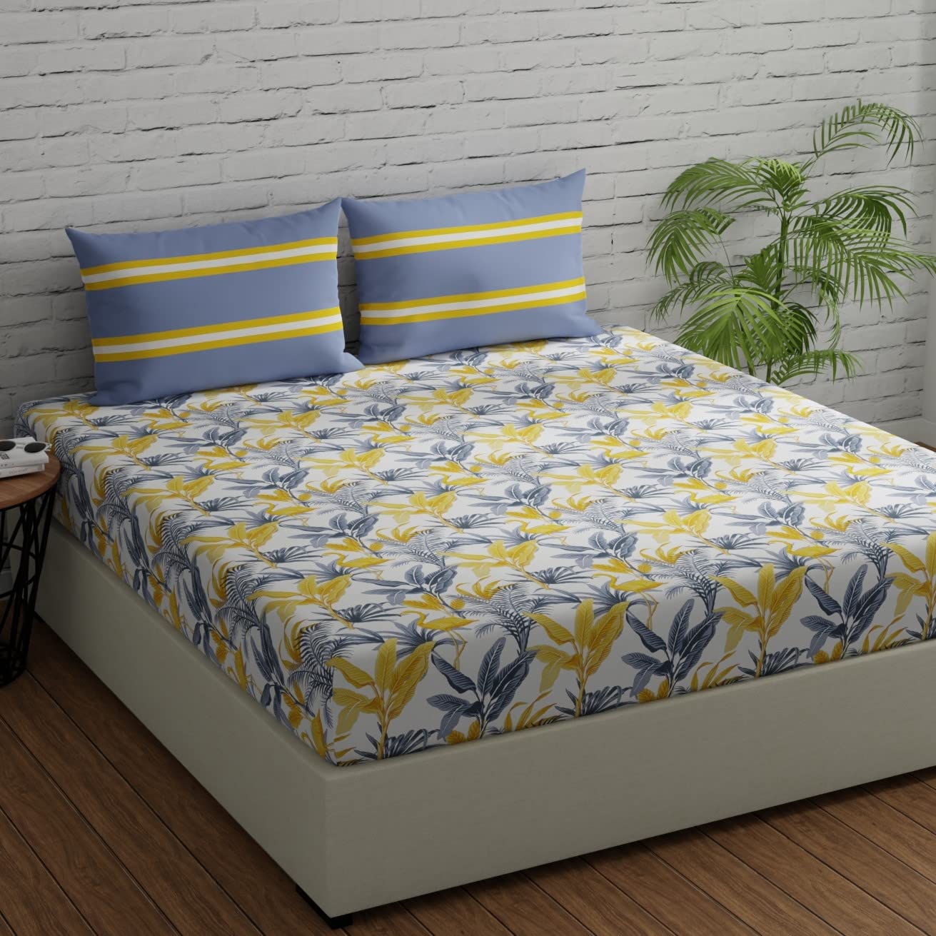 Bedsheets For King Size Bed With 2 Pillow Covers - 108 X 108 Inches | Flamingos & Stripes Grey & Yellow | Perfect For Home Decor & Gifts | 144 Thread Count