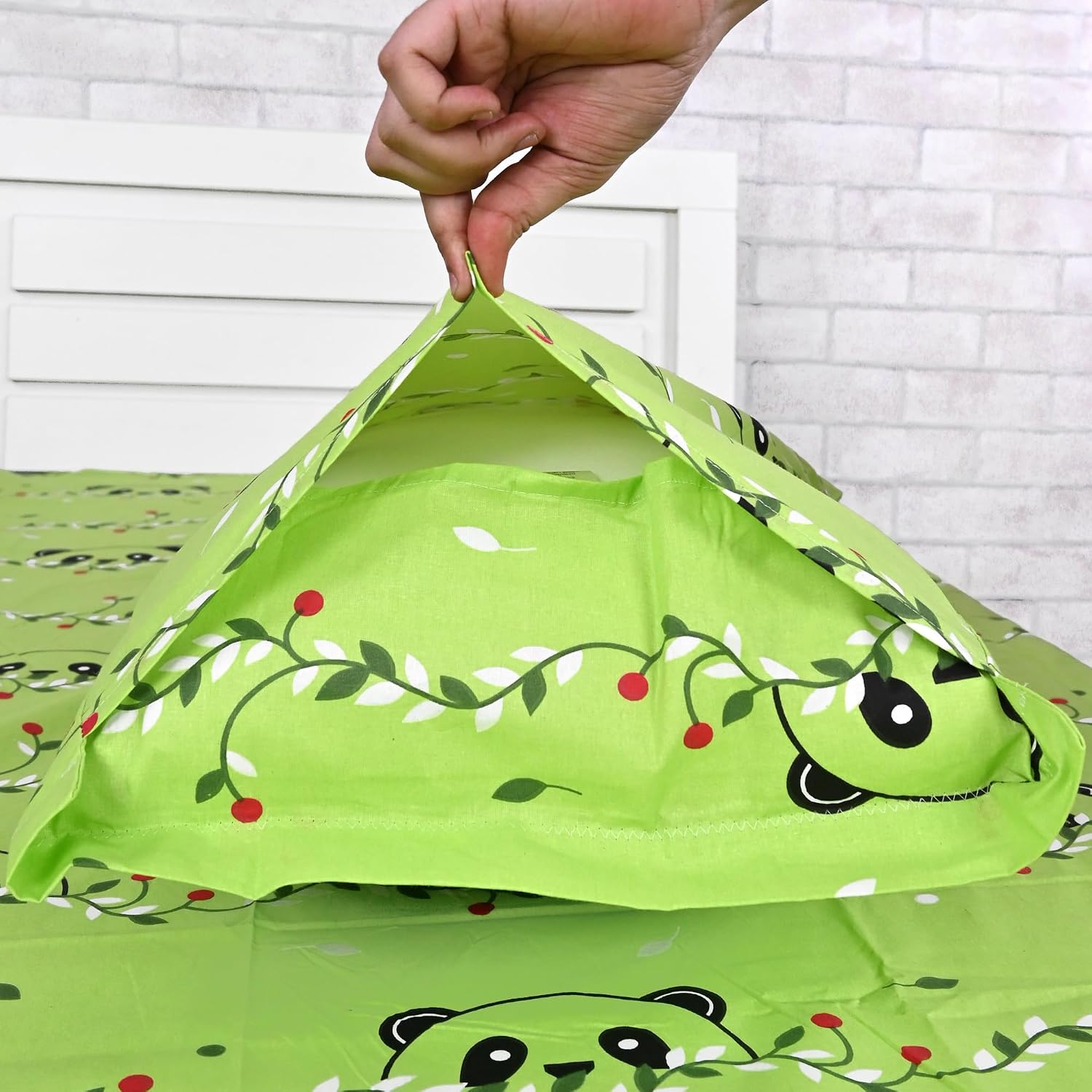 1 Single Bedsheet With 1 Pillow Cover - 57 X 87 Inches, Light Green | Skin Friendly Fabric For Everyday Use - Soft, Breathable & Comfortable Sleeping