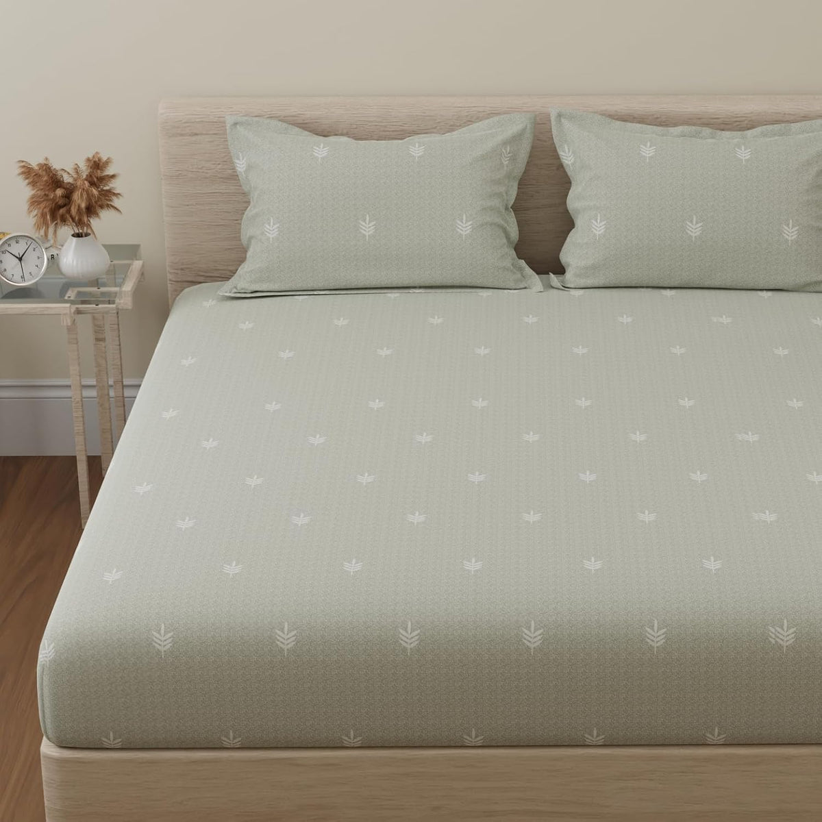 Bedsheets For King Size Bed Cotton With 2 Pillow Covers - 72 X 78 Inches, Sage Green & White | All Around Elastic Fitted | Long Lasting & Soft To Touch
