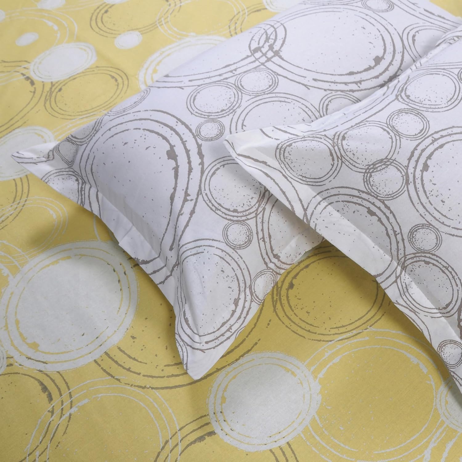 Bed Sheet For Double Bed With 2 Pillow Covers - 88 X 96 Inches, Yellow & Off White | Ideal For Bedroom, Guest Room, Home, Daily Use