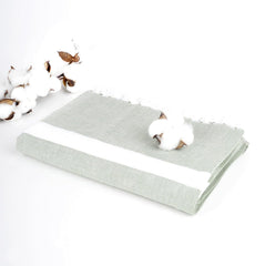 Thirsty Towel Cotton Cambric Solid Bath Towel 200 Gsm | Lightweight High Absorbent | Easy Maintenance (Forest Green)