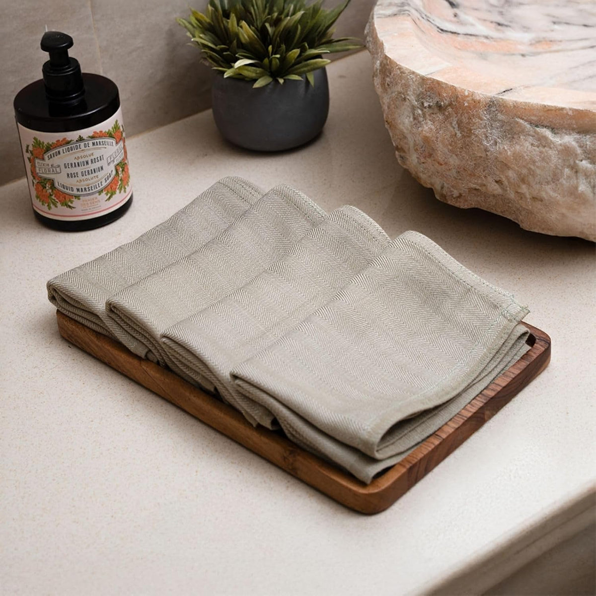 Debaans 100% Bamboo Hand Towels 800 Gsm | Buttery Soft, Ultra-Absorbent, Lightweight, Anti-Microbial, Hypoallergenic, Quick Dry Hand Towel (Set Of 4) - Olive