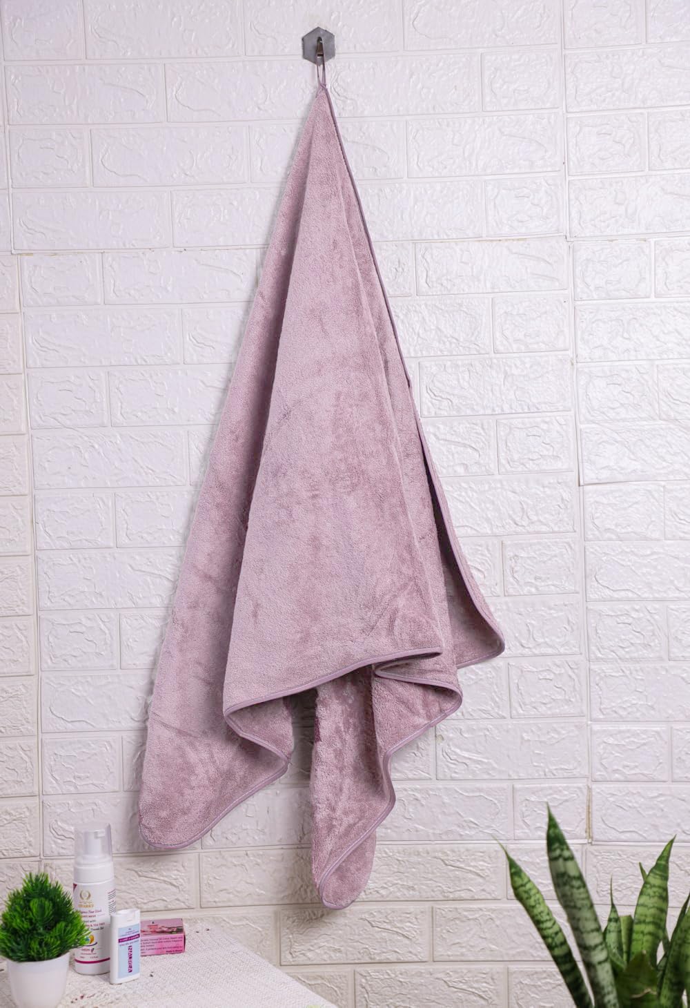 Midastra Microfiber Bath Towel 500 Gsm | Ultra Soft, Quick Dry, Lint-Free & Absorbent | Luxury Spa Feel Bath Towel (Purple)