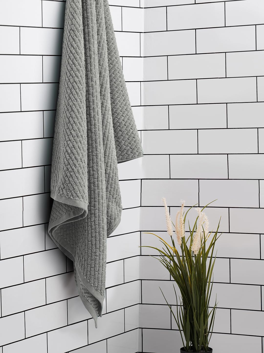 Spaces 100% Cotton Large Size Bath Towel 450 Gsm | Super Absorbent, Quick Dry, Ultra Soft Bath Towel | Dobby Solid Design (Ultimate Grey)