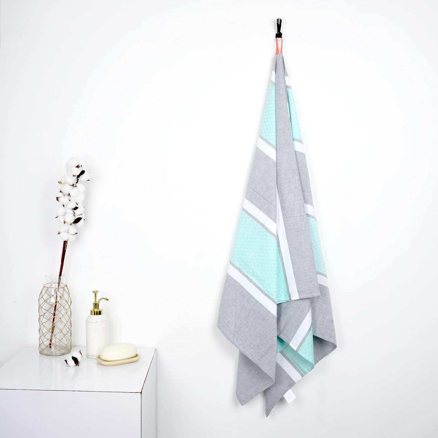 Thirsty Towel, Premium Cotton Bath Towel 250 Gsm | Super Soft & High Absorbency Towel, Quick Dry Brocade Towels Large Size (Summer Green)