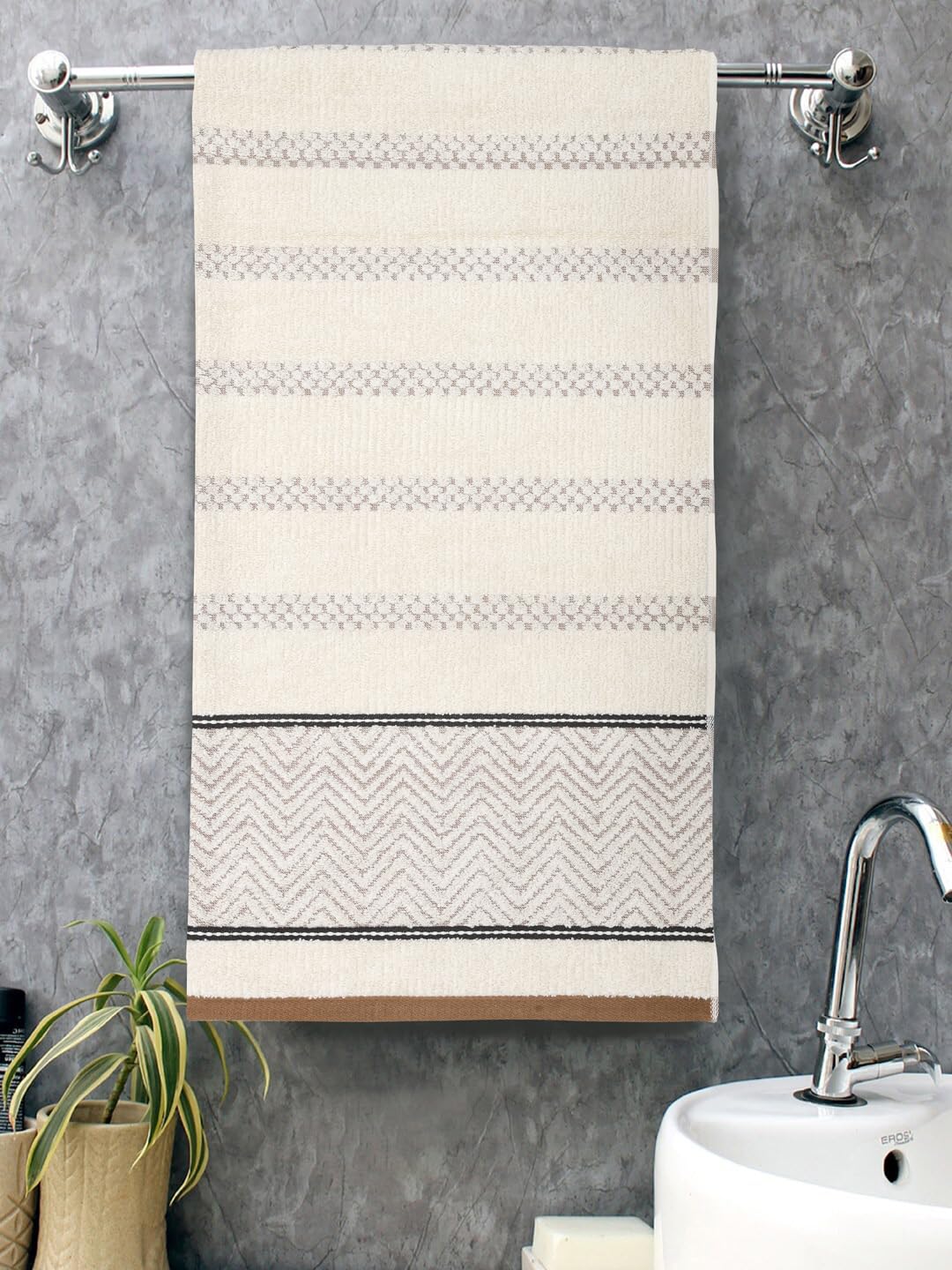 Homefresh Decorative Cotton Bath Towel 500 Gsm | Geometric Pattern Brown & White (Zen)