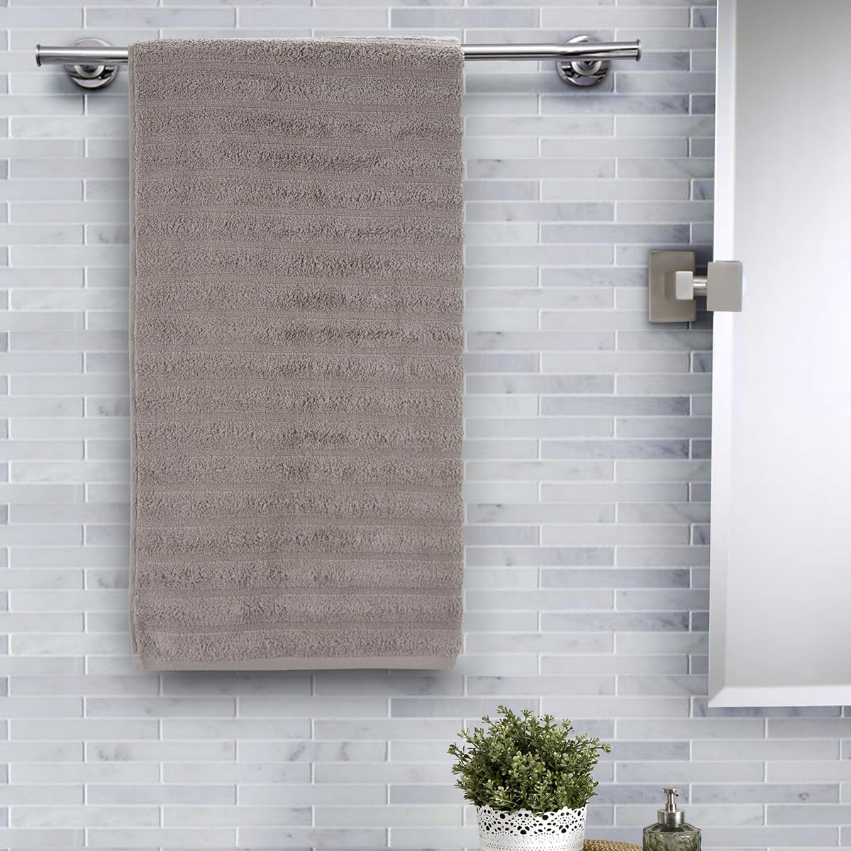 Maspar 100% Cotton Casper Bath Towel 700 Gsm (Grey)