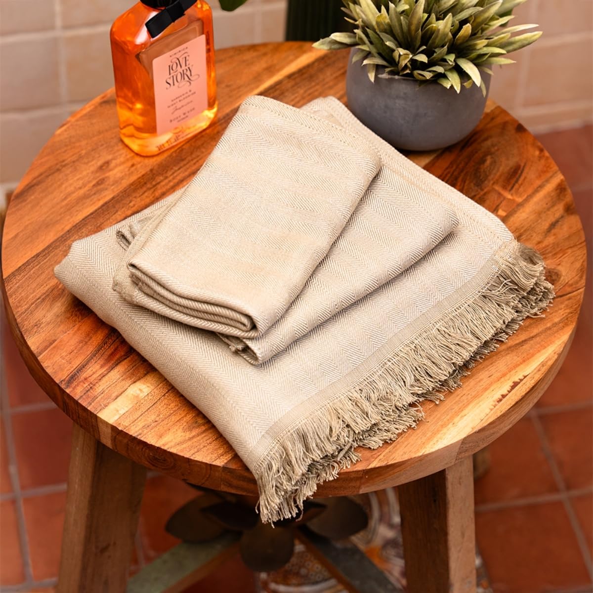 Debaans Bamboo 1 Bath & 2 Hand Towels 800 Gsm | 100% Bamboo, Quick Dry, Lightweight Towels (Olive)- Set Of 3