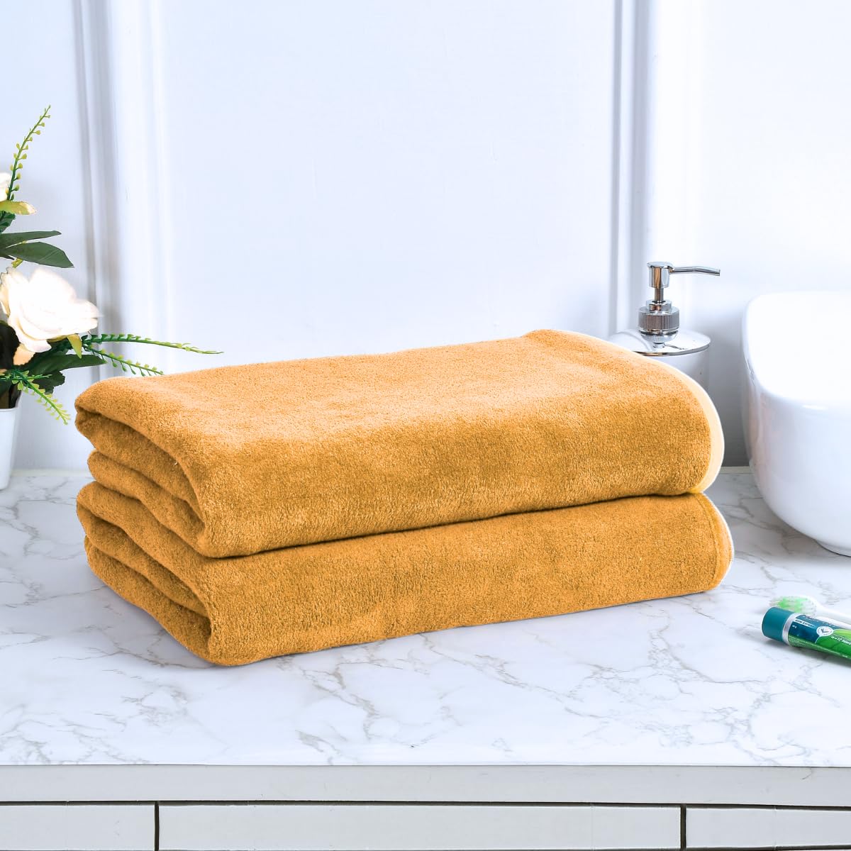 Black Gold The Finer Touch Premium Microfiber Bath Towels 800 Gsm | Lightweight Ultra-Soft Fade Resistant (Yellow) - 2 Pcs