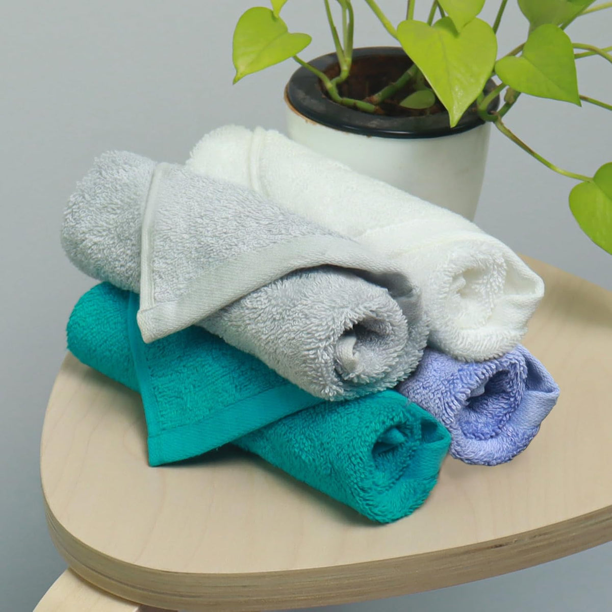 Heelium Bamboo Face Towel 800 Gsm | Ultra Absorbent & Odour-Free 3x Softer Than Cotton Towels | Pack Of 4 -Light Grey, Teal, White & Iris