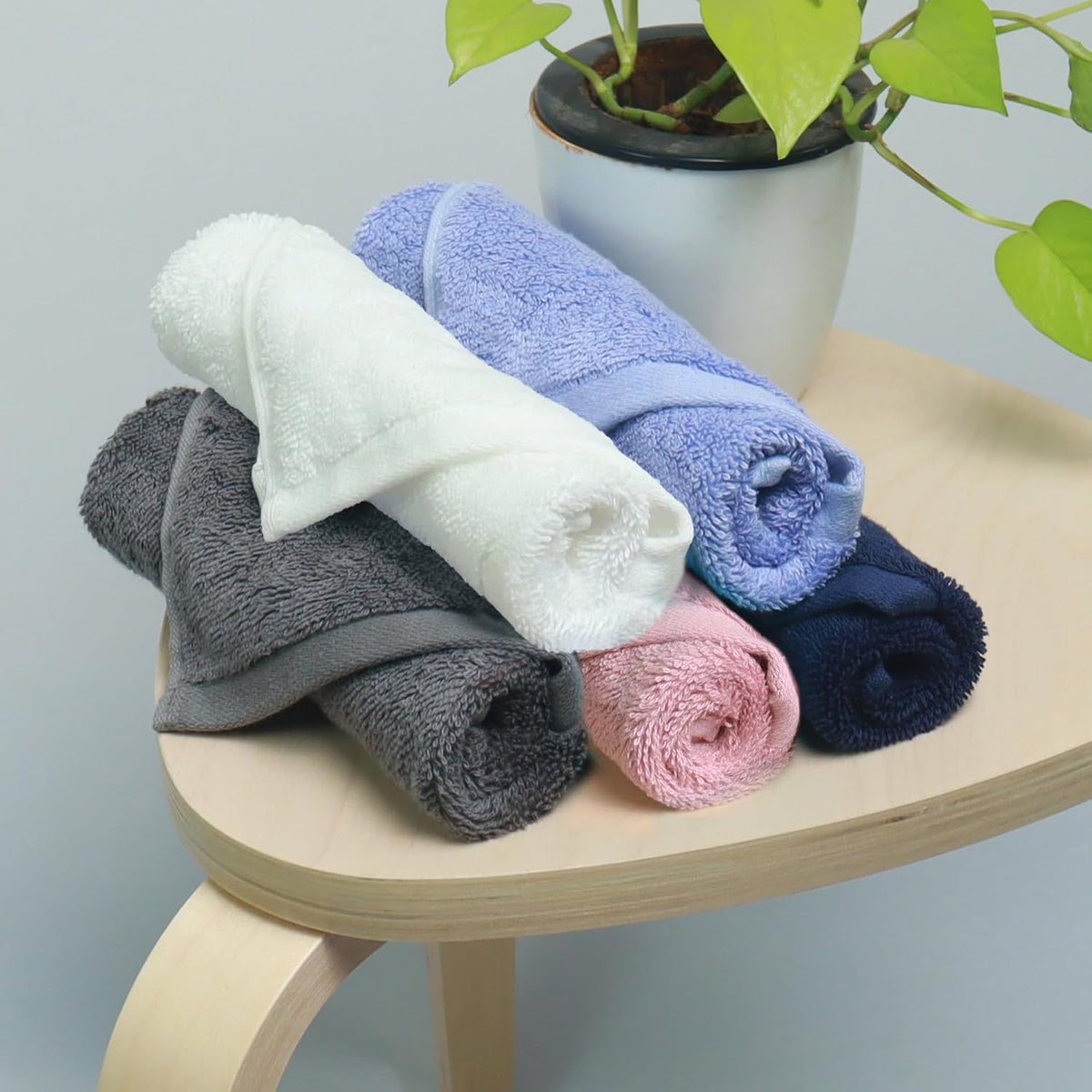 Heelium Bamboo Face Towel 900 Gsm | Ultra Absorbent & Odour-Free 3x Softer Than Cotton Towels | Pack Of 5 -Blue, Grey, Iris, White & Peach