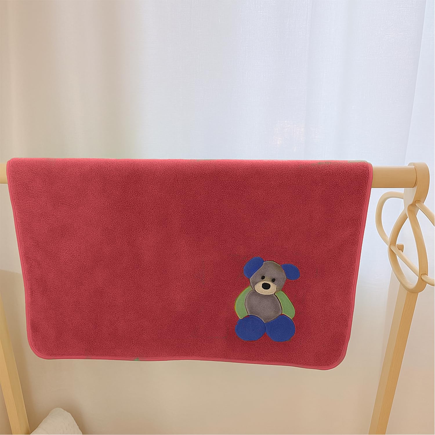 Maxoshine Microfiber Kids Bath Towels 300 Gsm | Quick Drying Towels For Unisex Kids-Teddy Bear Print Baby Towel For Boys & Girls (Red)