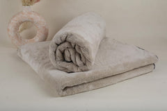 Hanker Velvet Touch Microfiber Bath Towel 600 Gsm | Ultra-Soft & Plush, Instant Dry Technology Large Size Bath Towel (Light Gray)