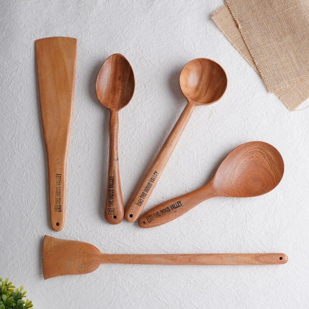 Brown Neem Wood Compact Flip, Spatula, Ladle For Cooking Dosa, Roti, Chapati | Kitchen Tools - No Harmful Polish, Naturally Non-Stick | Handmade Set Of 5