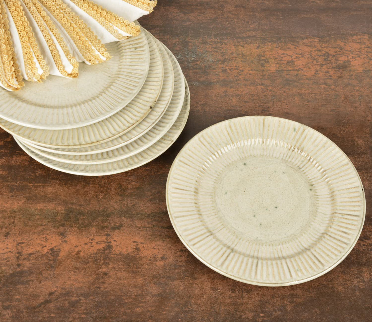 Ribbed Ceramic Dinner Serving Plates With 6 Complimentary Table Napkins Set Of 6 - Ivory, Diameter: 10 Inches | Full Plates - Ceramic Platter - Dazzling Riviera