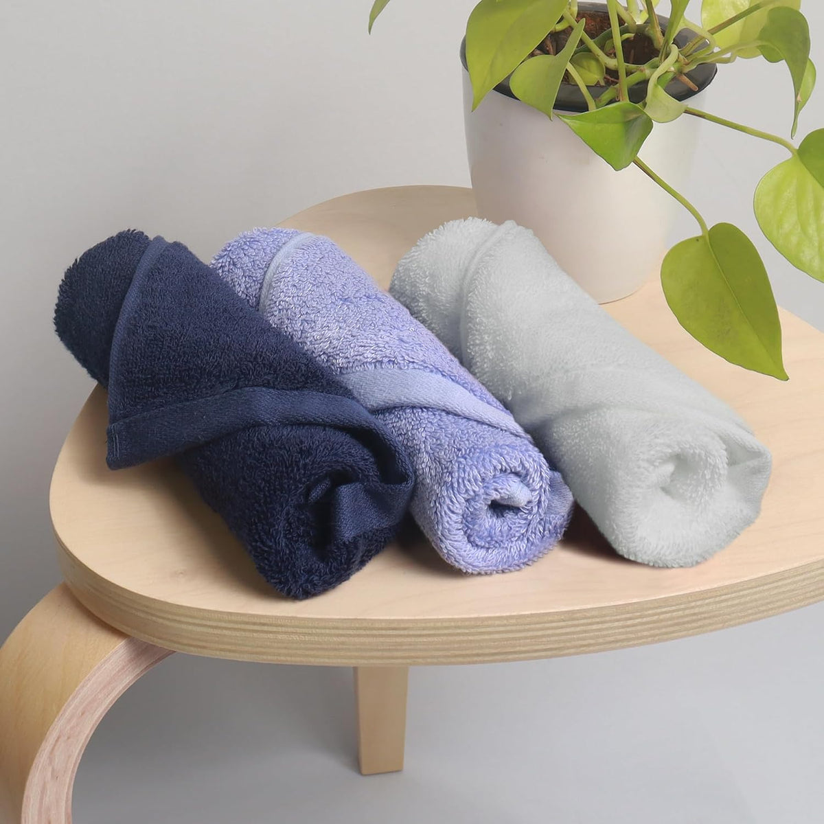 Heelium Bamboo Face Towel 600 Gsm | Ultra Absorbent & Odour-Free 3x Softer Than Cotton Towels | Pack Of 3 -Blue, Iris & White