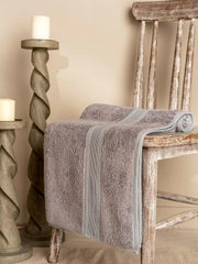 Ddecor Live Beautiful Ecofriendly Solid Cotton Bamboo Bath Towel 650 Gsm (Grey)