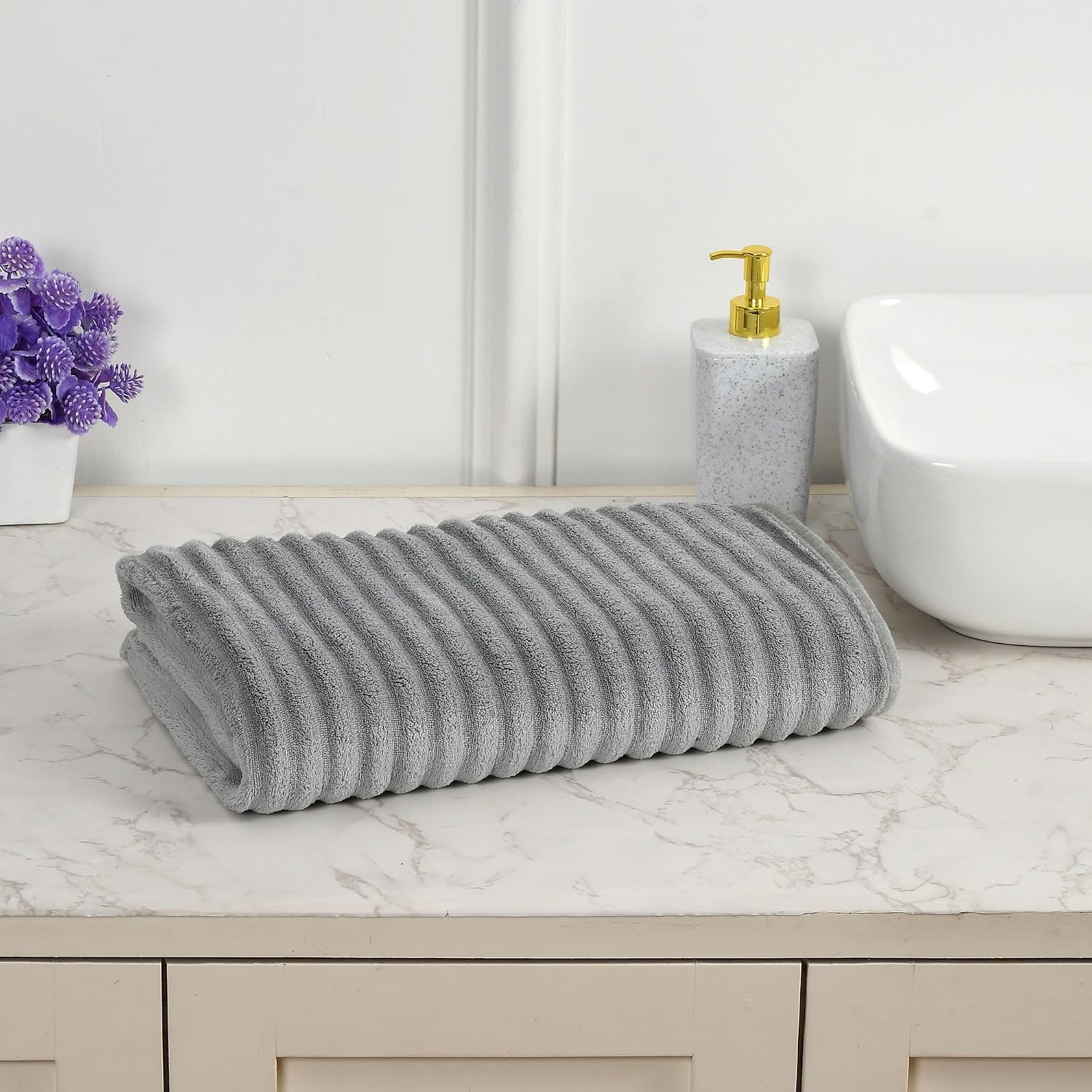 Cotton Bolls Textiles Premium Microfiber Bath Towel 300 Gsm | Ultra-Soft, Highly Absorbent, Superior Comfort, Durable & Elegant Design (Grey)