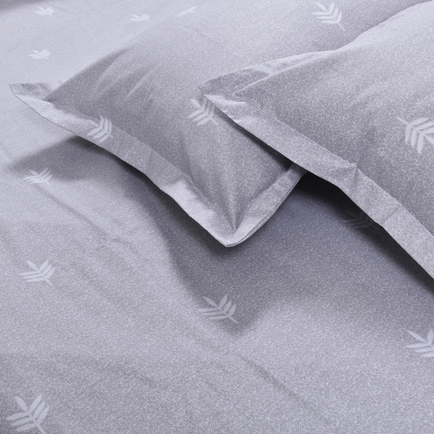 King Size For Bedsheet With 2 Pillow Covers (108 X 108 Inches) Seal Grey & White | Ideal For Hotel, House, Guest House | Soft & Comfortable Sleep