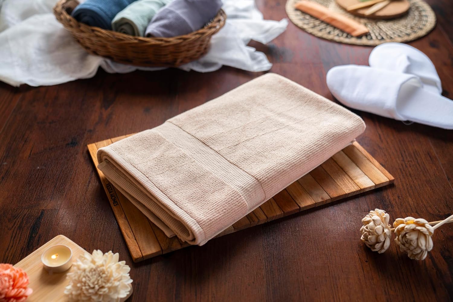 Vilasiya Whisp Premium Bath Towel 550 Gsm | Soft, Lightweight, Quick Dry & Highly Absorbent Home, Travel (Beige)