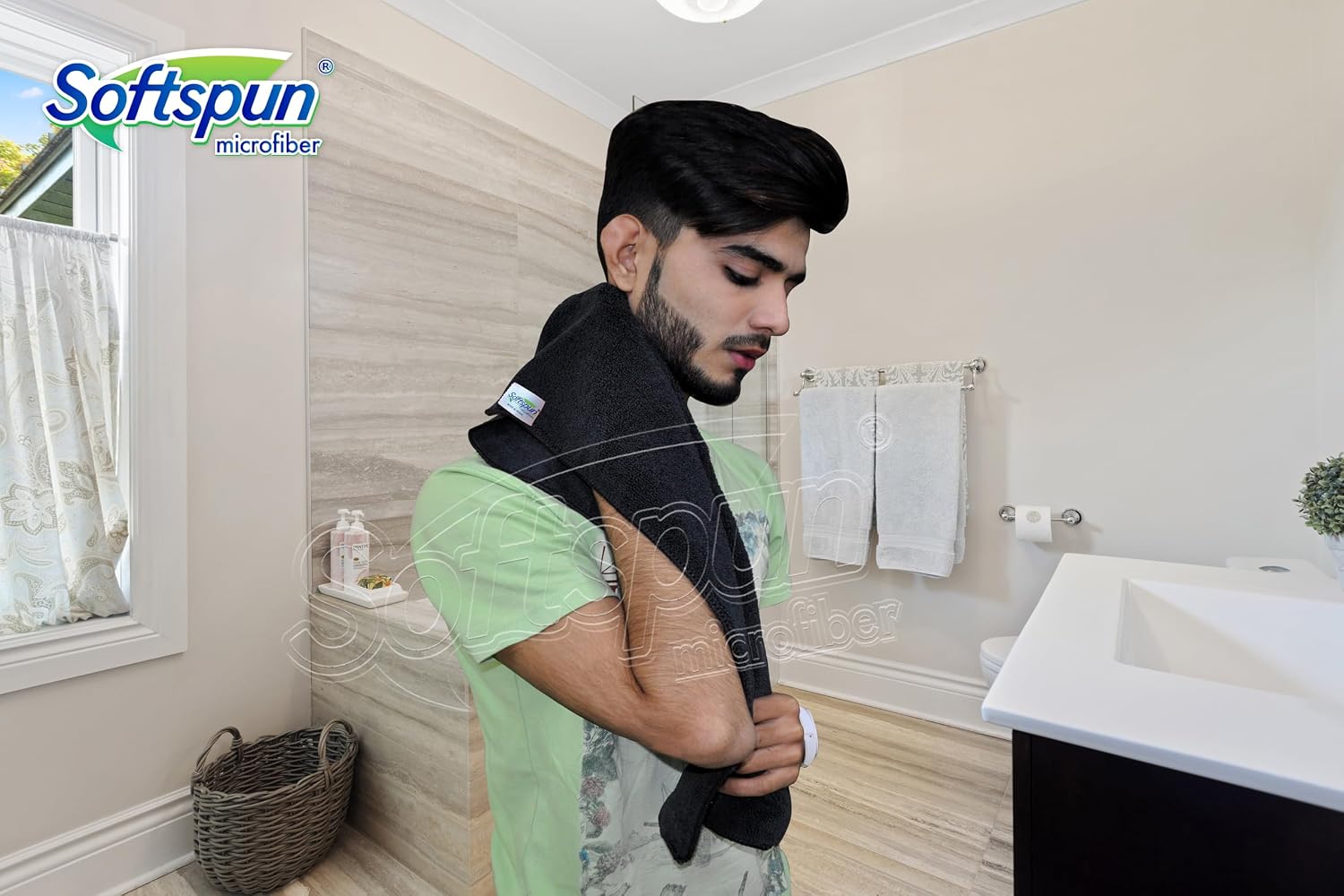 Softspun Microfiber Towels 380 Gsm | High Loop Gym & Sports For Men & Women Fast Drying Super Absorbent Lightweight (Black)