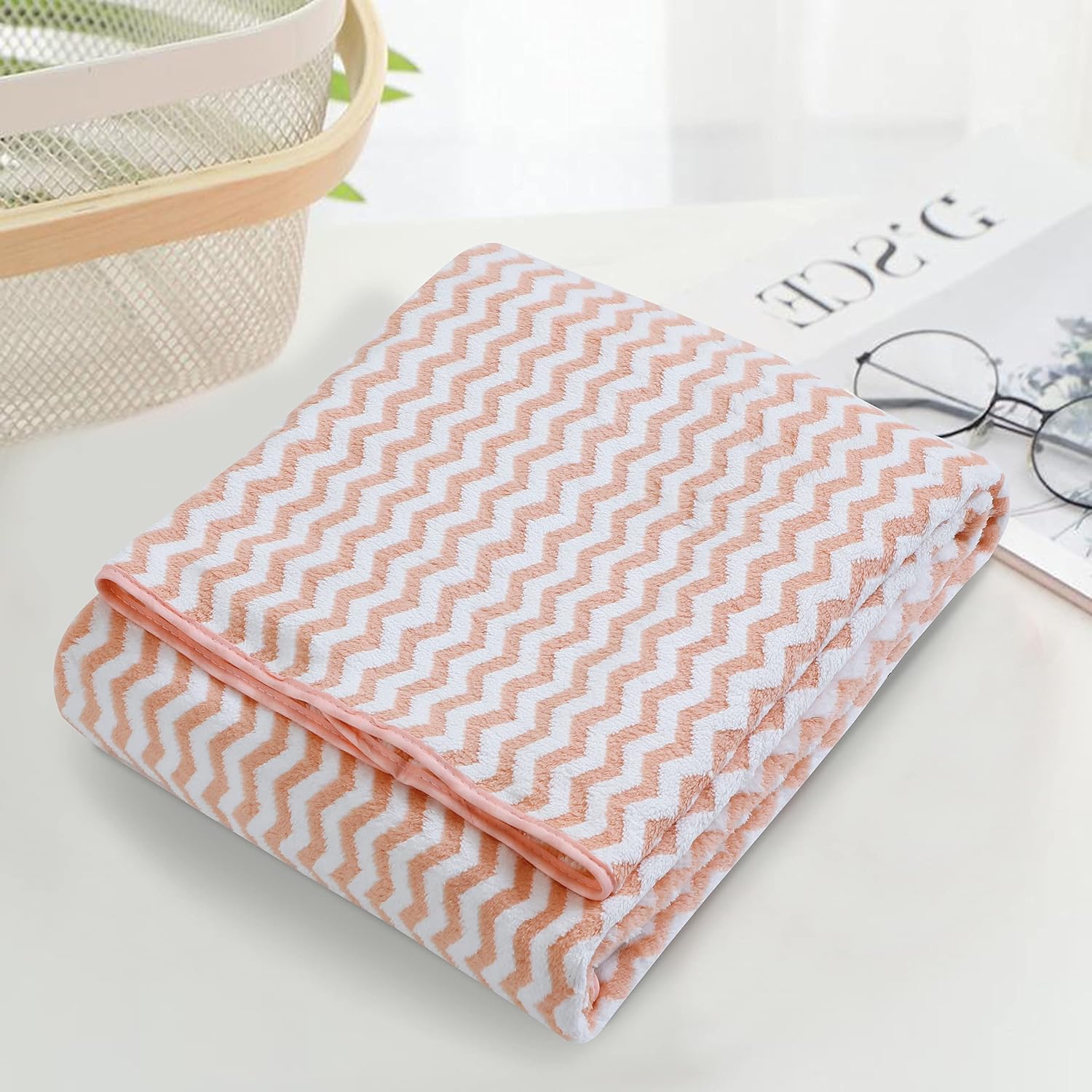 Spread Spain Microfiber 1 Bath & 2 Hand Towels 1000 Gsm | Extra Soft Plush & High Absorbent Towel For Gym & Workout - Pack Of 3 (Peach)