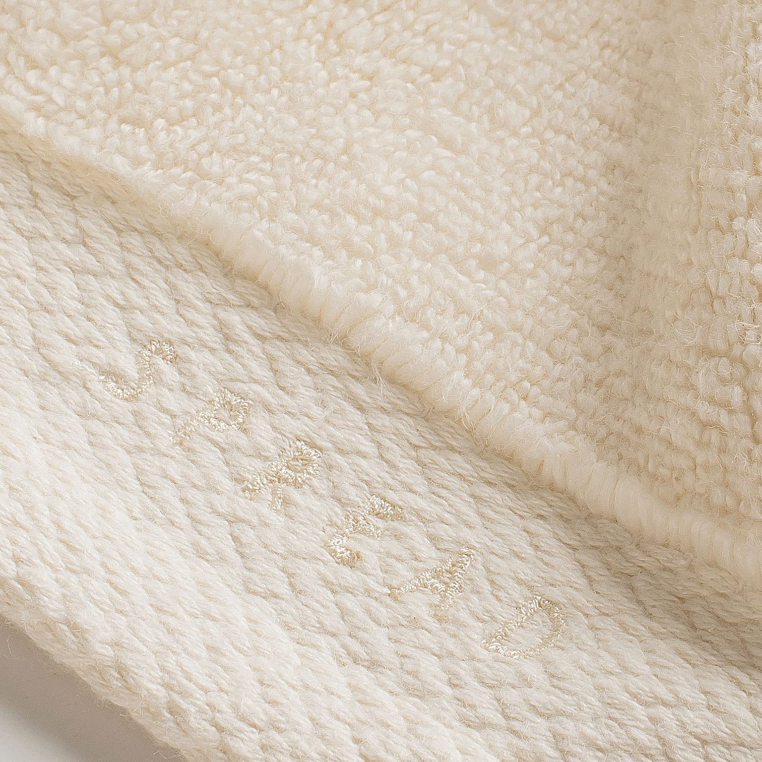 Spread Spain Resort Luxury Hotel & Spa Quality Luxurious Cotton Face Towel 720 Gsm Maximum Softness & Absorbency, Ultra-Durable - Ivory (2 Piece)