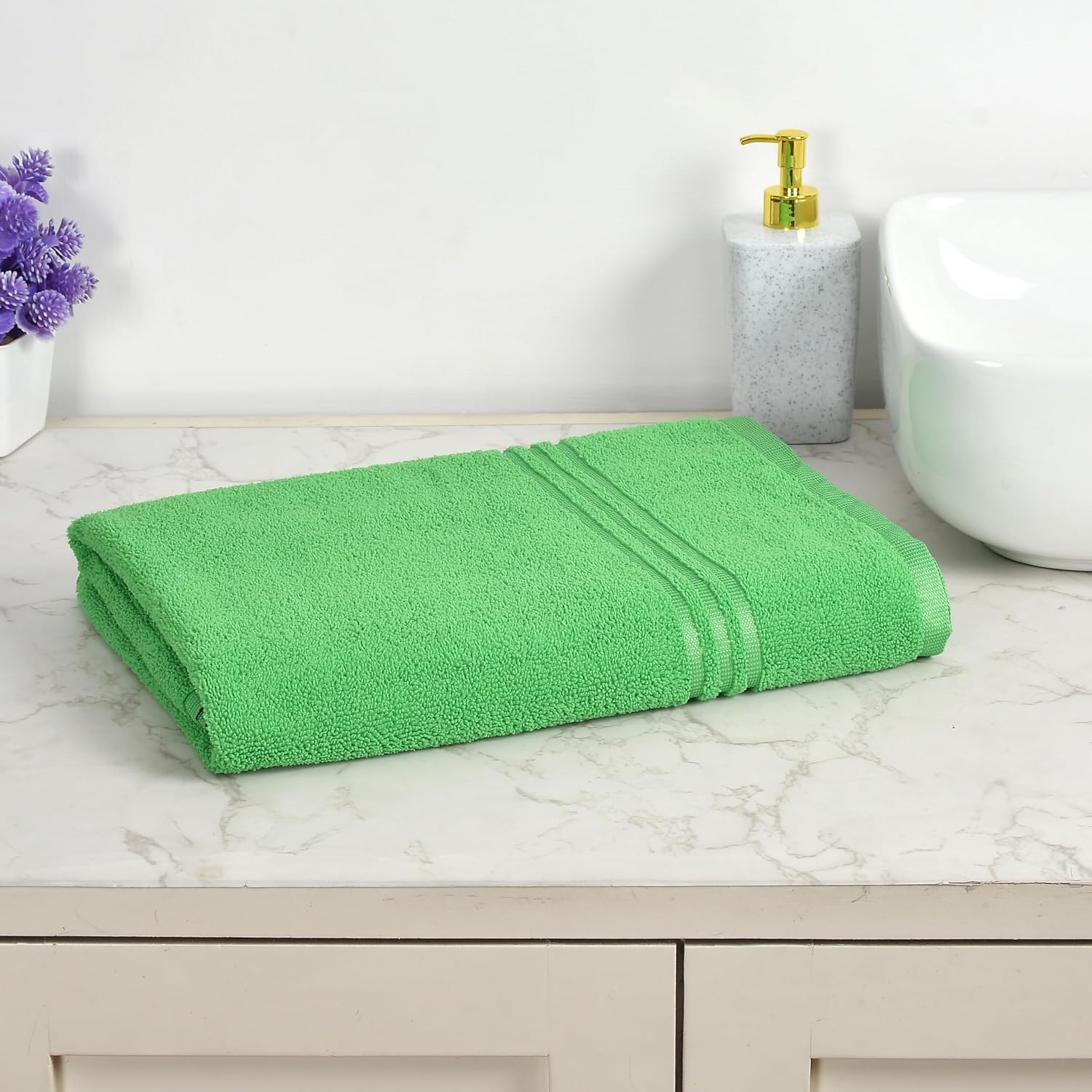Cotton Bolls Textiles Soft Fabric Bath Towels 250 Gsm Large Size Soft & Absorbent 1 Piece Bath Towel For Men/Women In Daily Use (Green)