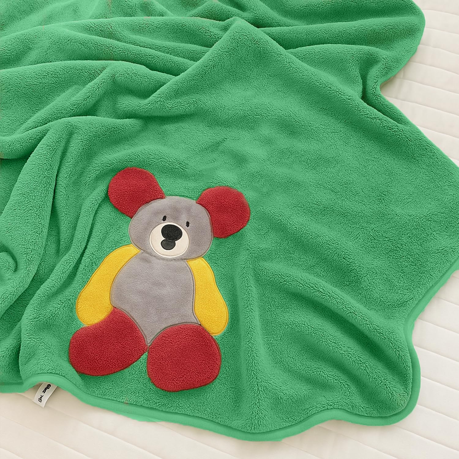 Maxoshine Microfiber Kids Bath Towels 300 Gsm | Quick Drying Towels For Unisex Kids-Teddy Bear Print Baby Towel For Boys & Girls (Green)
