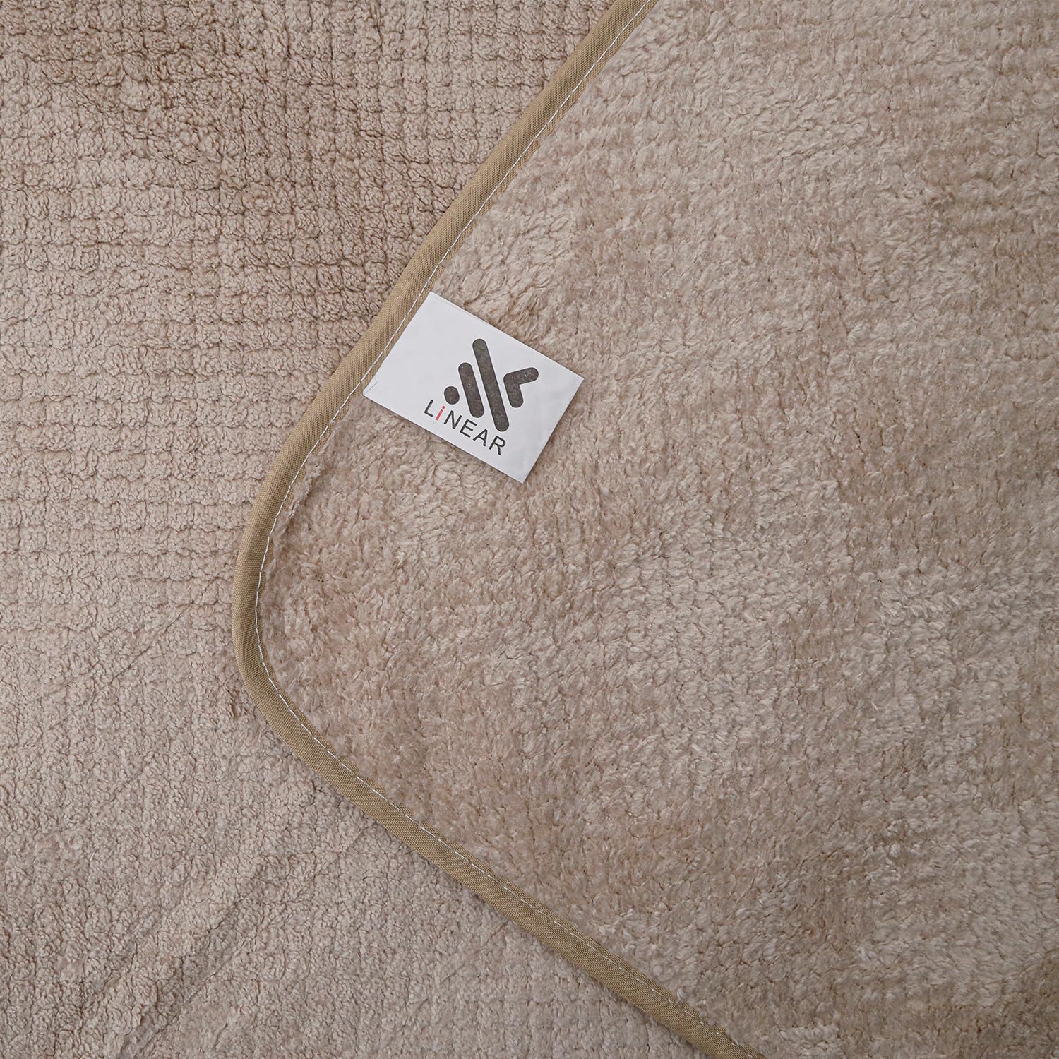 Linear Microfiber Microfibre Bath Towel 300 Gsm | Soft & Absorbent Large Size Bath Towel For Men & Women (Beige)