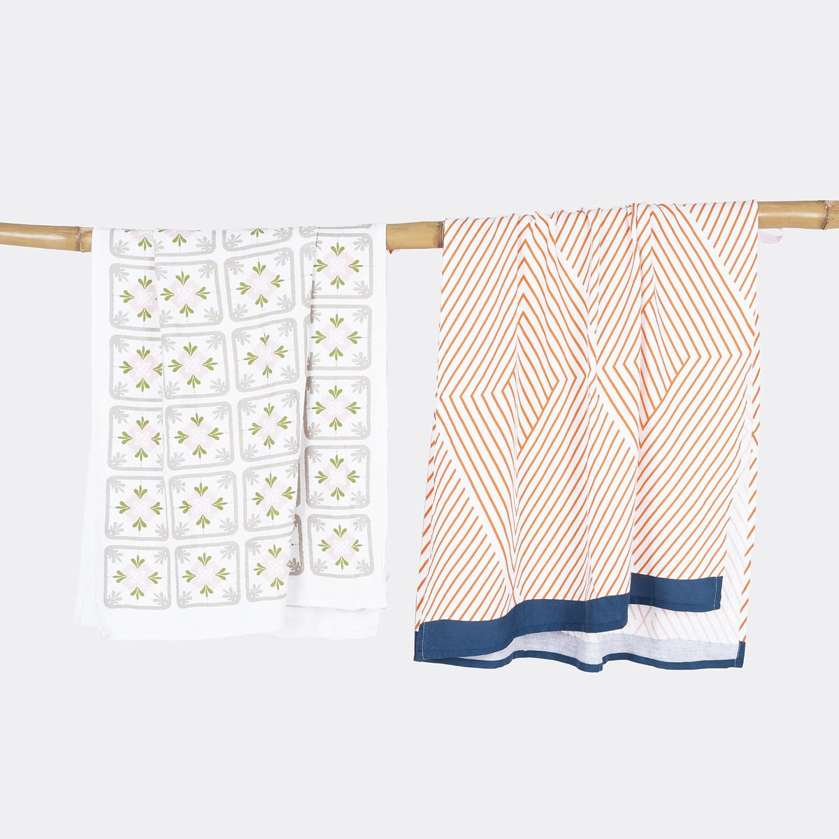 Thirsty Towel Bamboo Bath Towel 460 Gsm | Super Soft & High Absorbency Towels, Light Weight, & Quick Dry Towels (Tangerine Dream & Floral Tile) - Pack Of 2