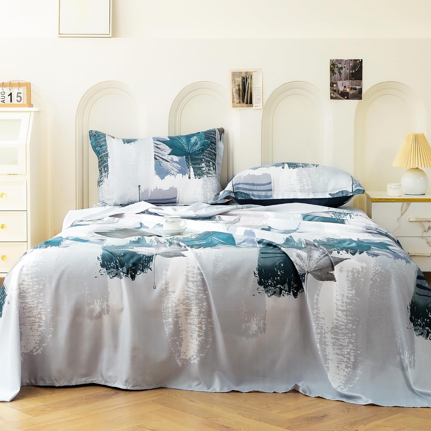 1 Double Bedsheet For Queen Size With 2 Pillow Covers - 88 X 100 Inches, White & Grey | Perfect For Festive Gifting | Soft & Durable For Everyday Use & Bedroom - All Season Comfort
