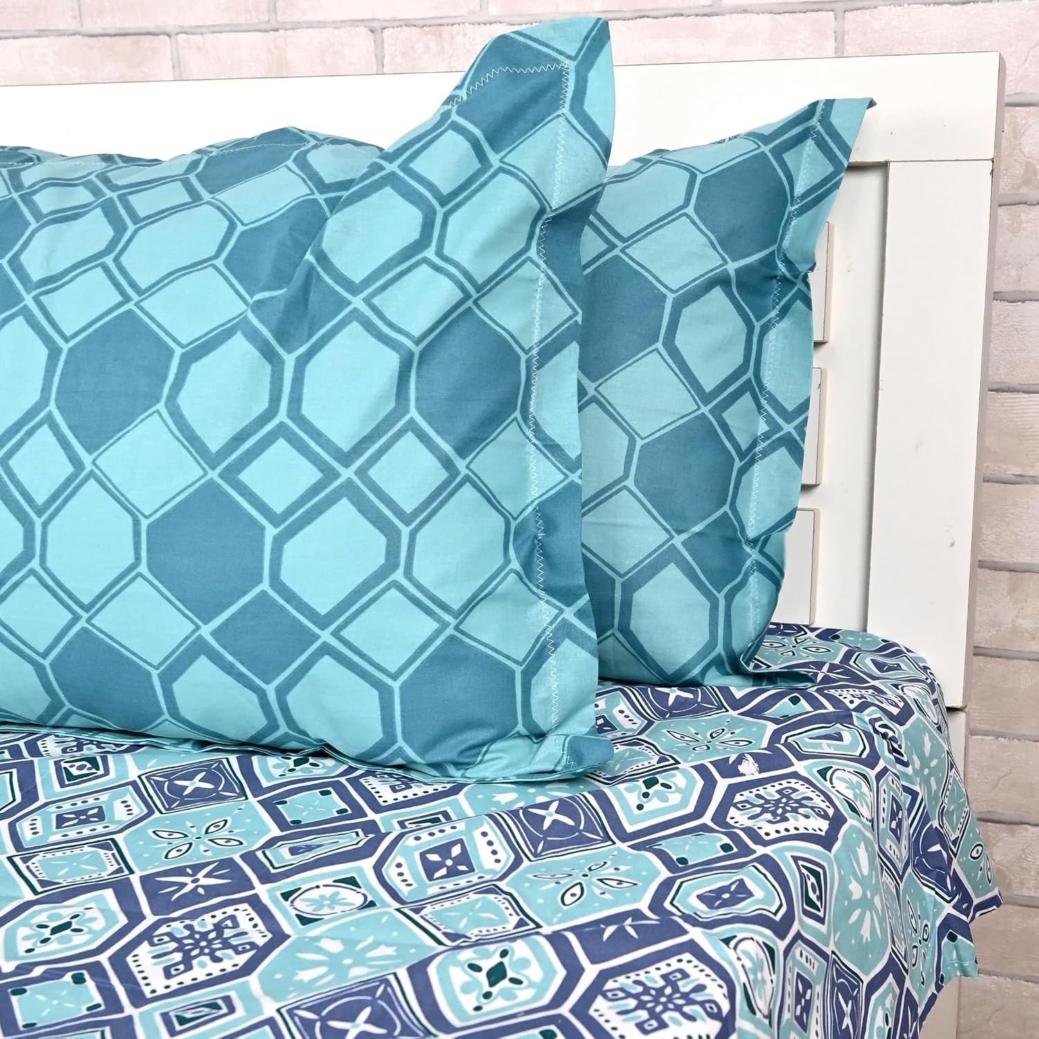 100% Pure Cotton Double Bedsheet For Queen With 2 Pillow Covers - 87 X 100 Inches, Aqua & Blue | Soft & Durable For Everyday Use & Bedroom - All Season Comfort