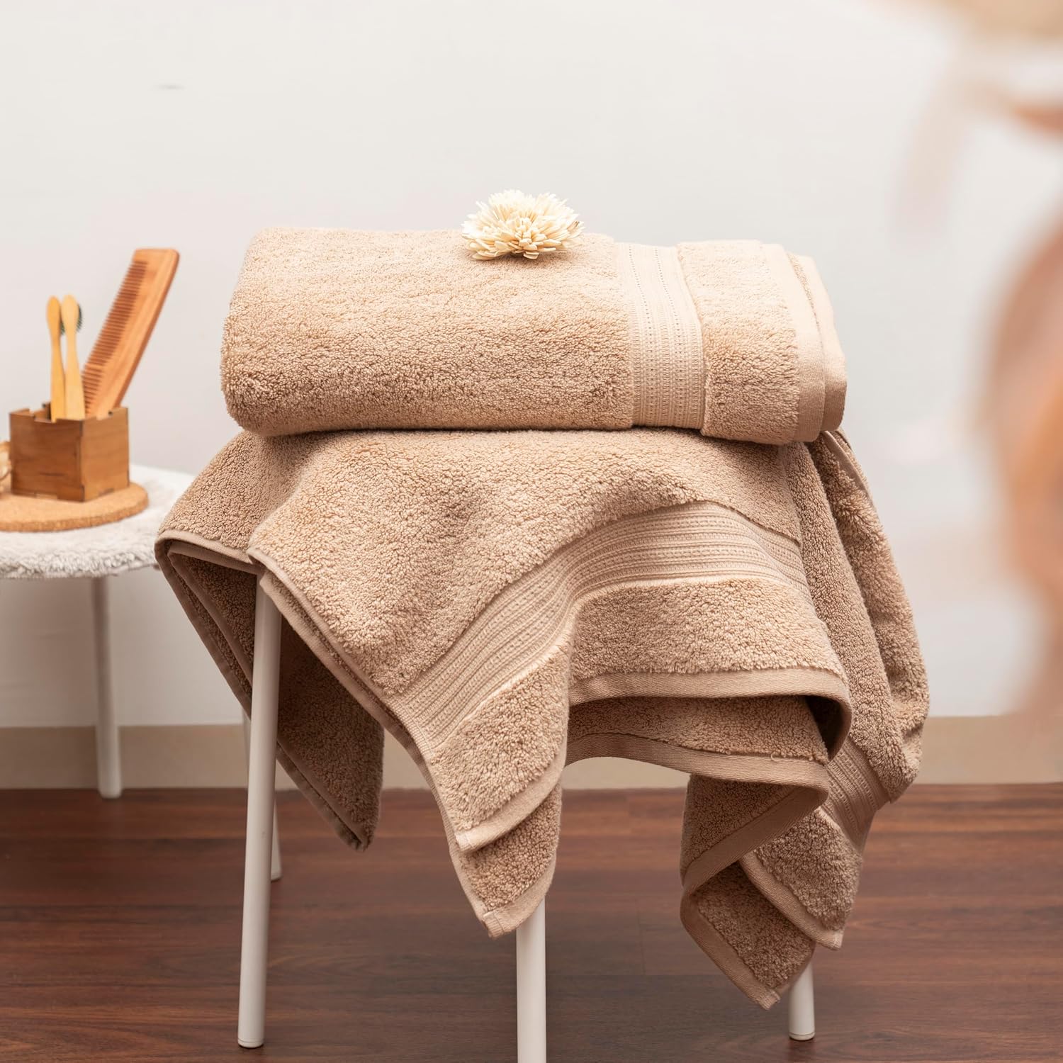 Vilasiya Plushwave 100% Cotton Bath Towel 650 Gsm | Zero Twist Yarn Luxurious Soft & Extra Absorbent Bath Towel (Beige)