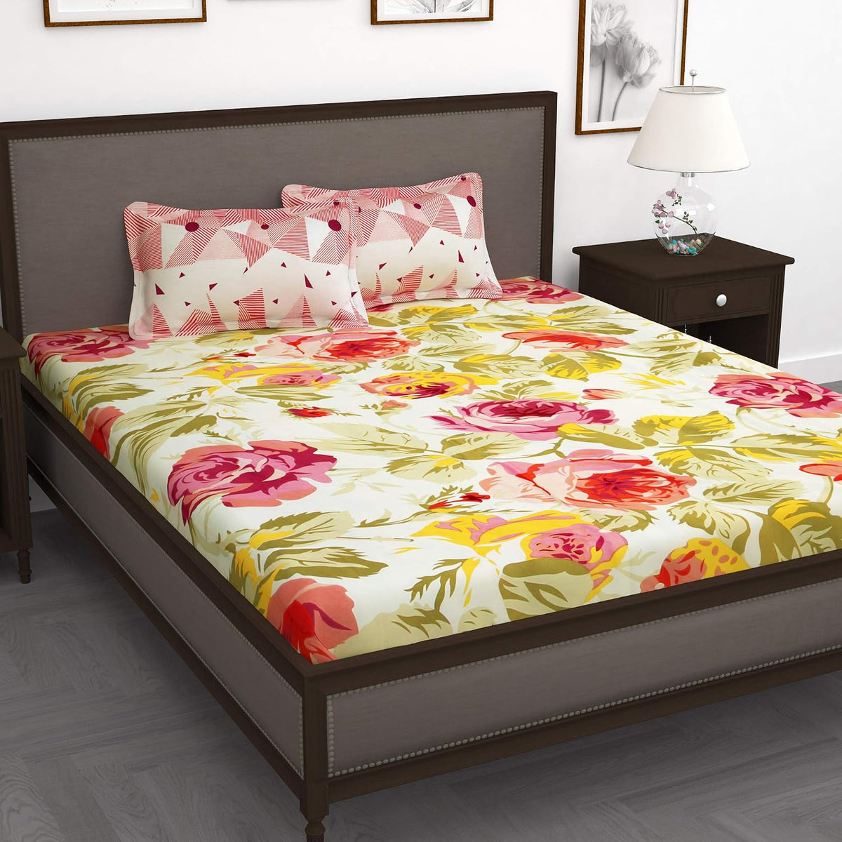 100% Cotton Double King Size Bedsheet With 2 Pillow Covers - 88 X 106 Inches, Pink & White | Soft & Durable For Everyday Use - All Season Comfort