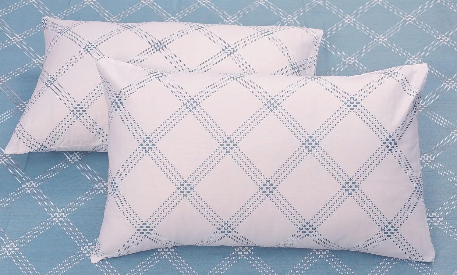 Single Bedsheet Cotton With 1 Pillow Cover - 55 X 88 Inches, Blue & White | Lightweight, Soft & Breathable - Perfect For Gifting On Weddings Bedsheet