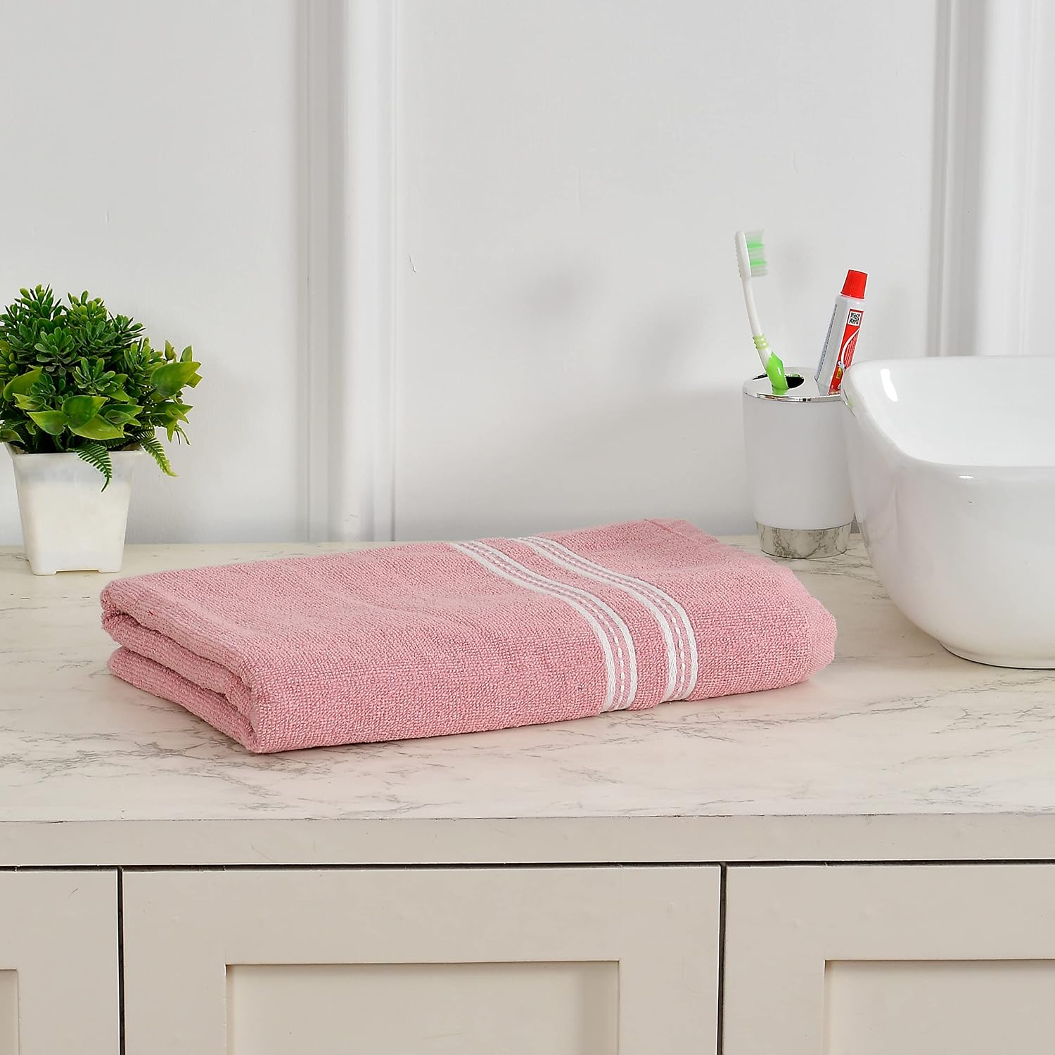 Cotton Bolls Polycotton Large Size Terry Cotton Bath Towel 400 Gsm (Baby Pink)