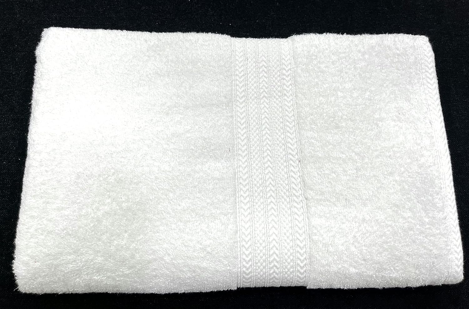 Bombay Dyeing Tulip Premium Cotton Large Size Bath Towel 500 Gsm (White)