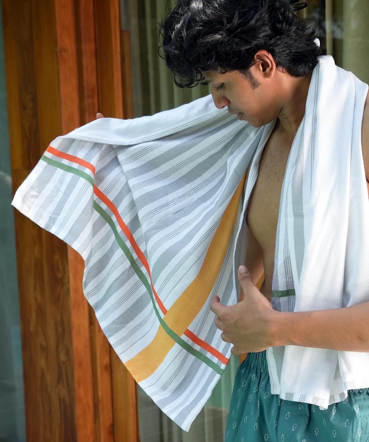 Thirsty Towel Bamboo Bath Towels 460 Gsm | Super Soft & High Absorbency Towel, Light Weight, & Quick Dry Bath Towels Large Size - Pack Of 2 (Circles, Just Stripes)