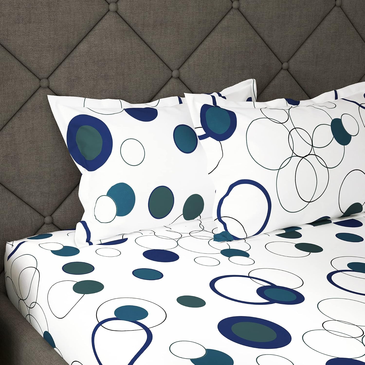 Cotton Double Bedsheet For King Size With 2 Pillow Covers - 108 X 108 Inches, White & Blue | Perfect For Home Decor & Gifting | 186 Thread Count